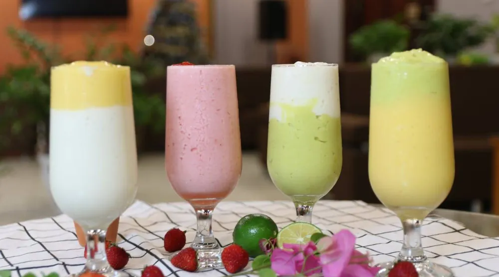 العصائر المخفوقة من أسهل الطرق لاستهلاك كميات كبيرة من السعرات (بيكسلز)