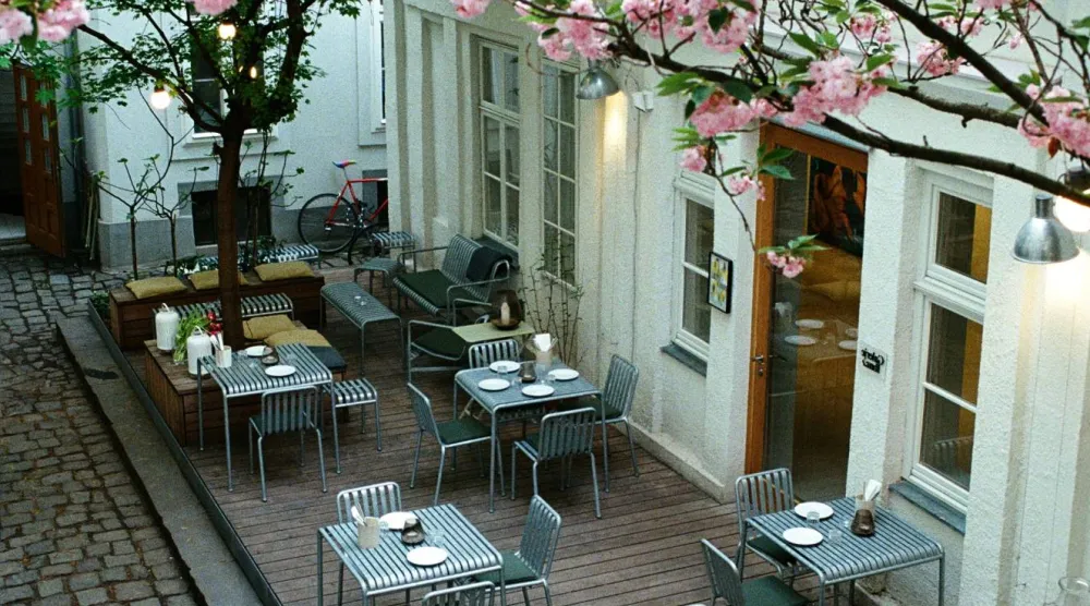 جلسات خارجية في معظم مطاعم فيينا (الشرق الأوسط)