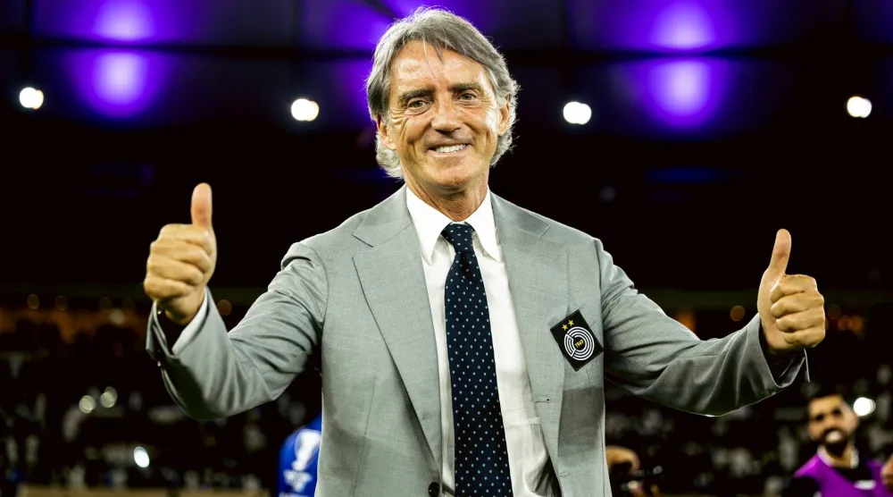 مانشيني مدرب السد (موقع النادي)