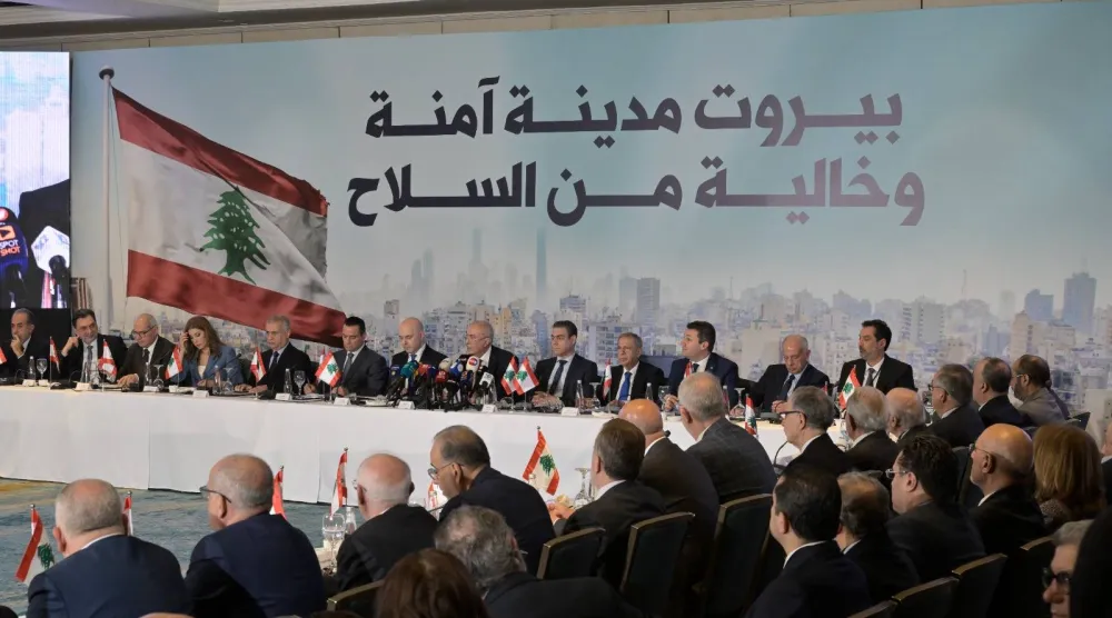 عُقد مؤتمر بيروت بمشاركة معظم الأفرقاء اللبنانيين باستثناء «حزب الله» و«حركة أمل» (الشرق الأوسط)