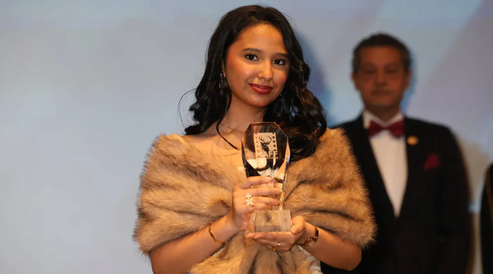 بطلة فيلم «هجرة» السعودي تتسلم جوائزه (مهرجان مالمو)