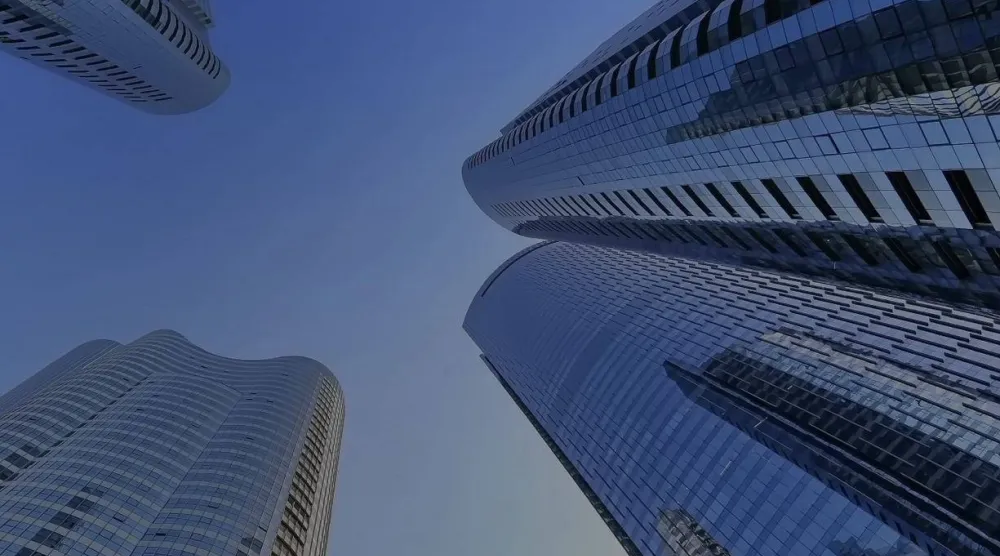 شراكة بين «كيو» و«مارغوليز هولزلي» لتطوير مراكز البيانات في السعودية والمنطقة