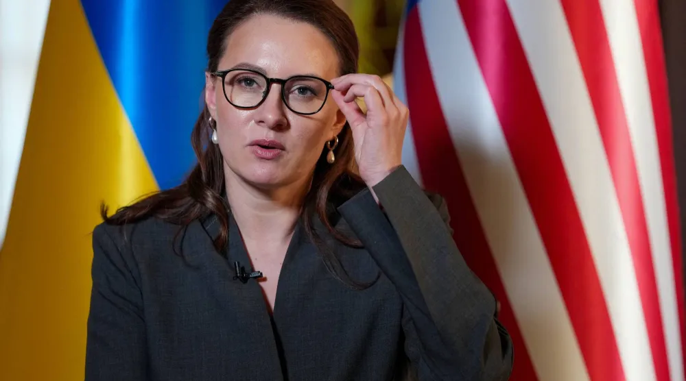 رئيسة الوزراء الأوكرانية يوليا سفيريدينكو خلال  لقاء صحافي في السفارة الأوكرانية في واشنطن  (رويترز)