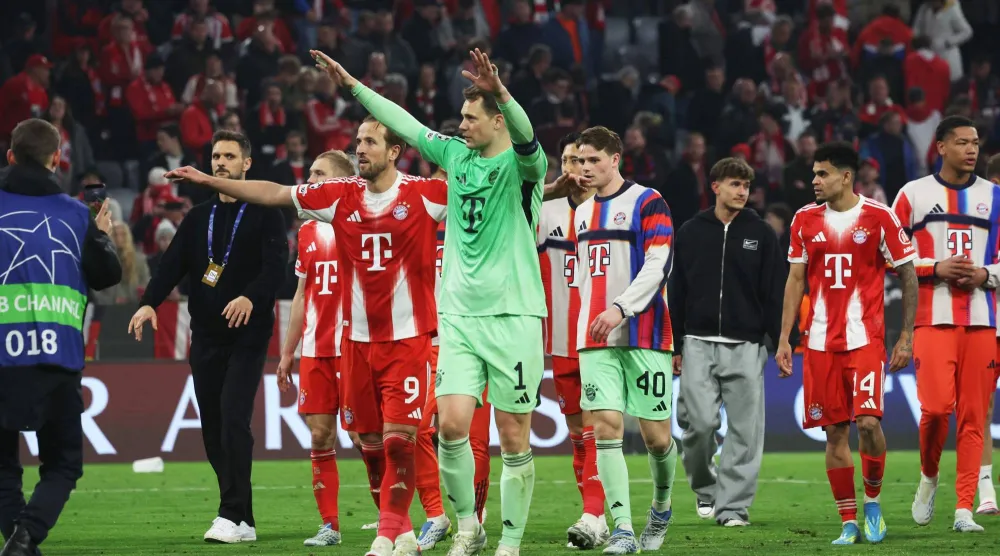بعد إقصاء ريال مدريد وبلوغ نصف نهائي دوري الأبطال يصبو بايرن ميونيخ إلى التتويج بلقب «الدوري الألماني» (أ.ف.ب)