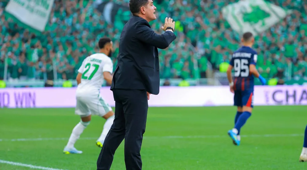 الإسباني تشيسكو مونيوز مدرب فريق جوهور دار التعظيم الماليزي (تصوير: محمد المانع)