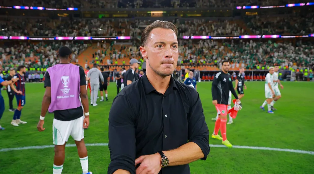 الألماني ماتياس يايسله مدرب فريق الأهلي (تصوير: محمد المانع)