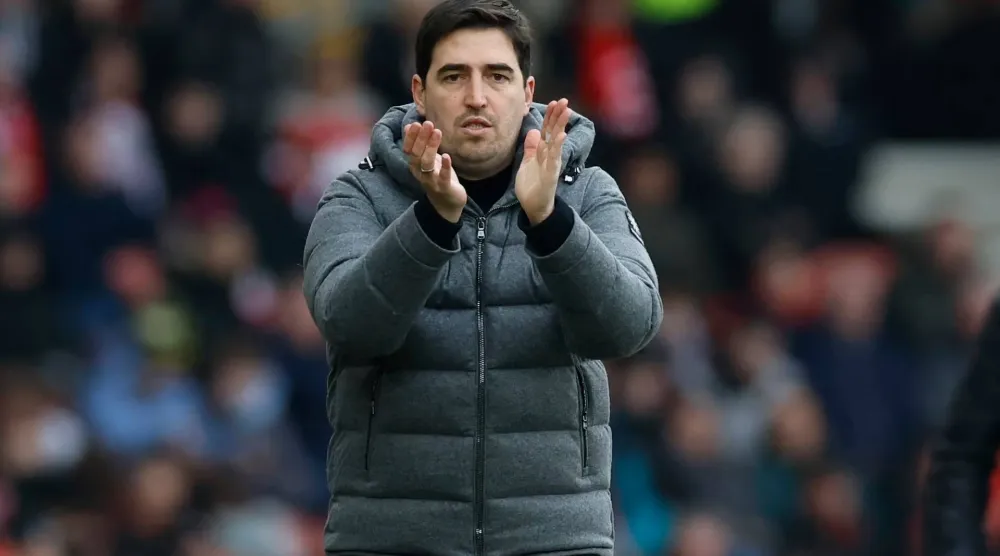 أندوني إيراولا مدرب بورنموث (رويترز)