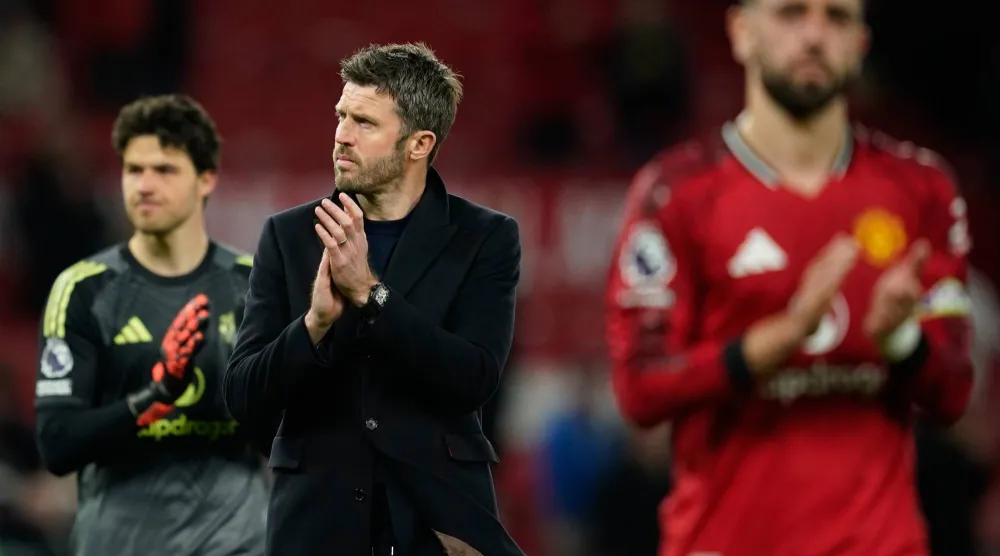  مايكل كاريك، مدرب مانشستر يونايتد (أ.ب)