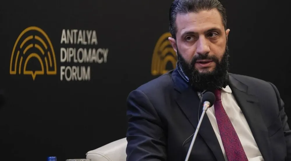 El-Şara, İsrail ile "güvenlik anlaşması" üzerinde çalıştıklarını doğruladı