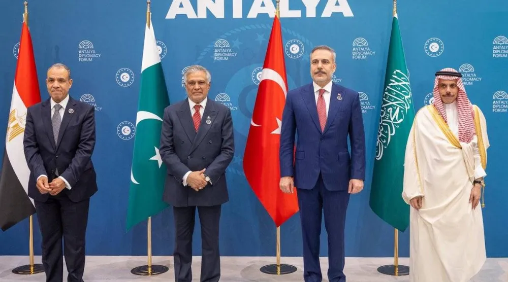 وزير الخارجية السعودي يشارك في الاجتماع الوزاري الرباعي في أنطاليا