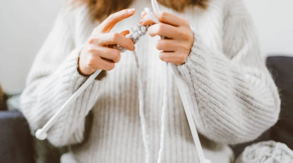 العودة لهوايات الجدات تساهم في تحسين الصحة النفسية (بكسلز)