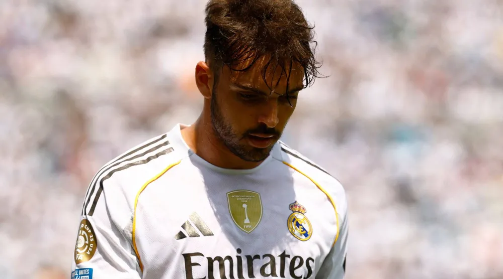 راؤول أسينسيو (رويترز)