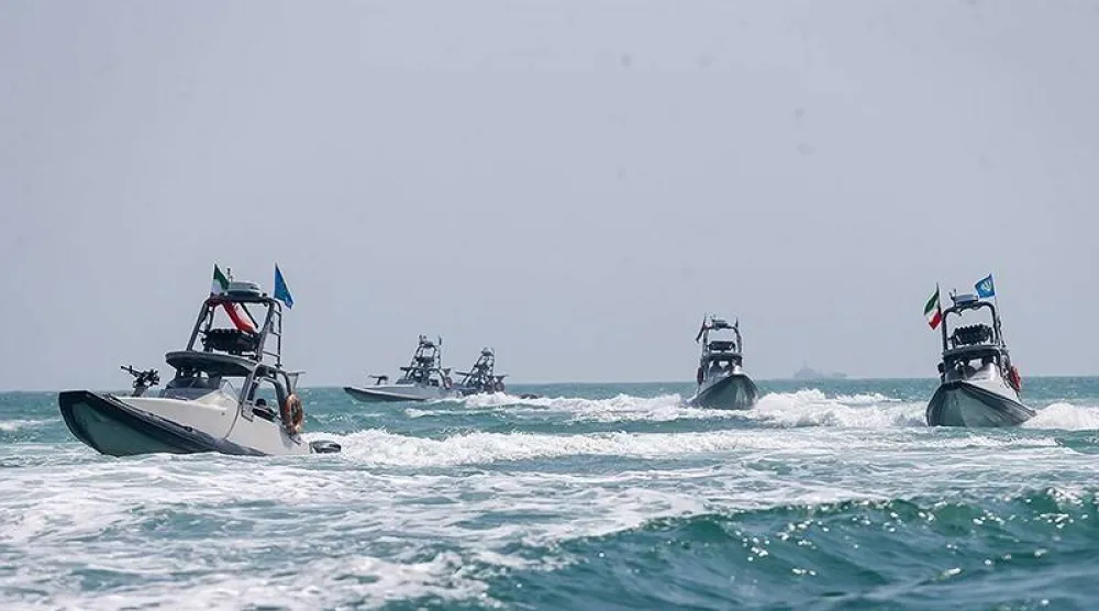 زوارق سريعة لـ«الحرس الثوري» خلال مناورات بحرية (تسنيم)