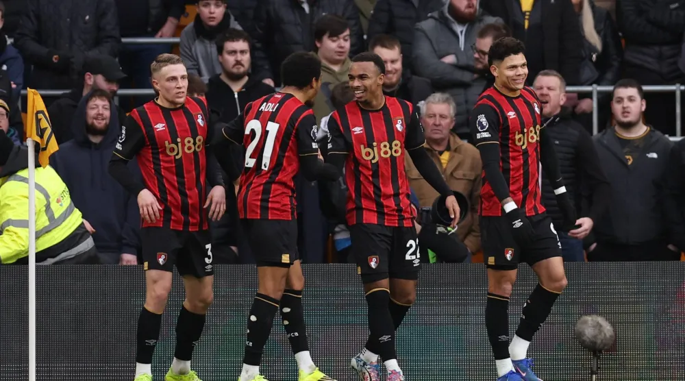 نجح إيراولا في تحويل بورنموث إلى أحد أكثر فرق الدوري الإنجليزي إمتاعاً (رويترز)