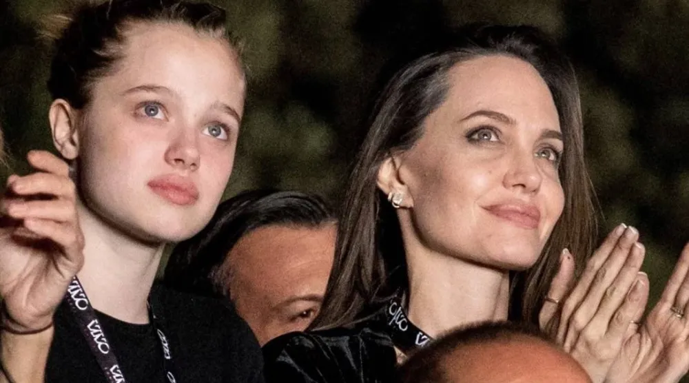 تخلَّت شيلوه جولي منذ سنتين عن اسم عائلة والدها براد بيت (إنستغرام)