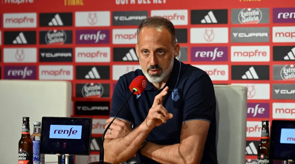 مدرب ريال سوسيداد الأميركي بيليغرينو ماتارازو (أ.ف.ب)