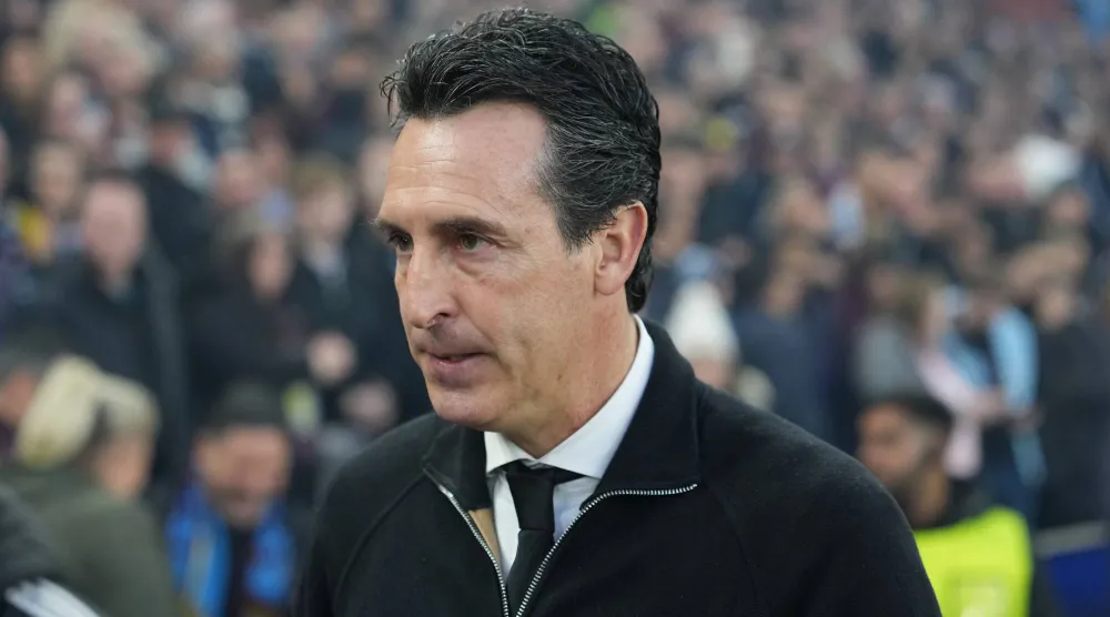 أوناي إيمري المدير الفني لفريق أستون فيلا (أ.ب)