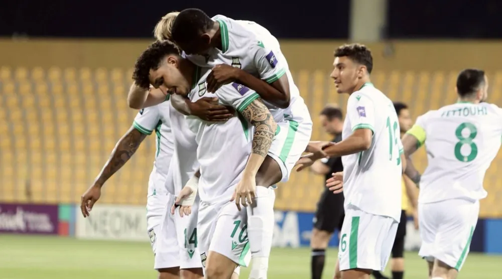 فرحة لاعبي الأهلي القطري بأحد أهدافهم في المباراة (موقع النادي)