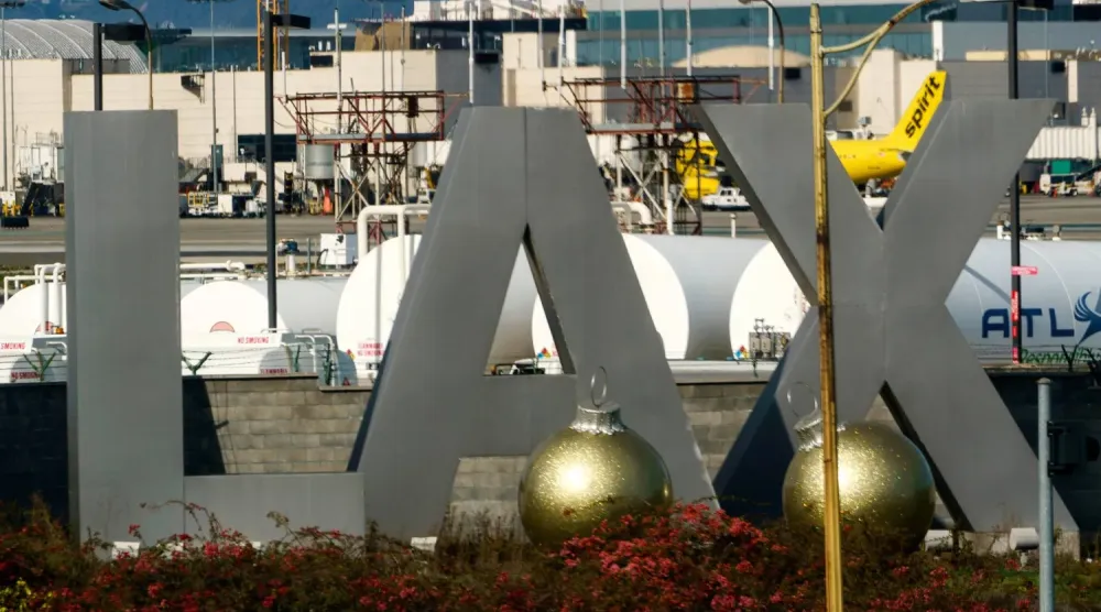 Los Angeles Uluslararası Havalimanı (Arşiv-AP)