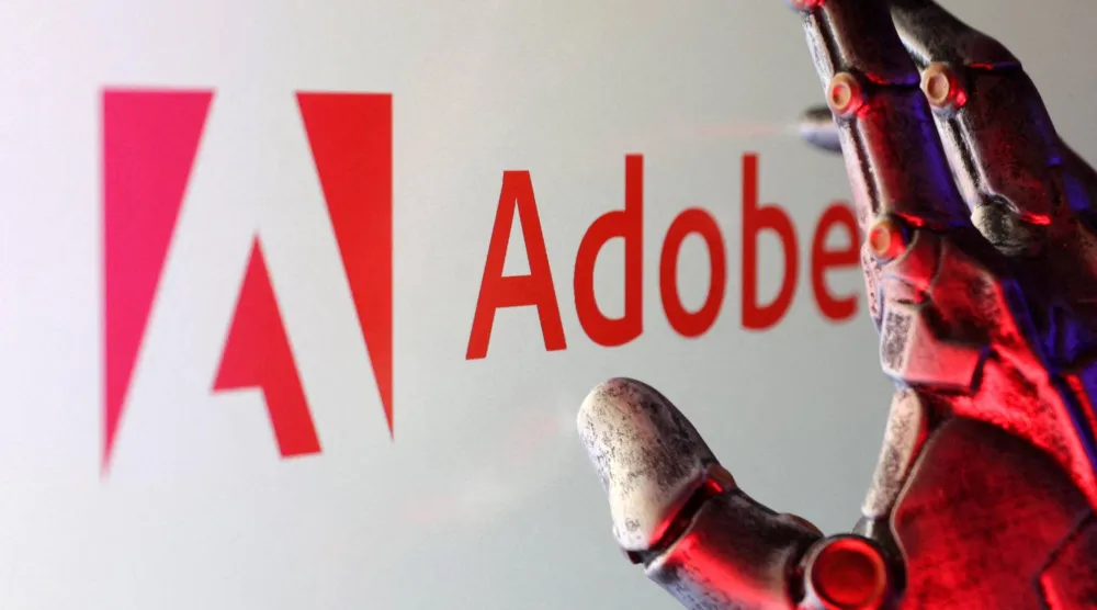 «أدوبي» تطلق «القص السريع» لاختصار الطريق من الفكرة إلى الفيديو (رويترز)