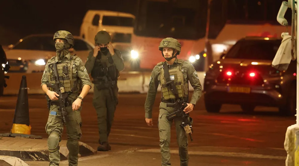 عناصر من قوات الأمن الإسرائيلية (أ.ف.ب)