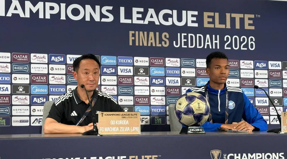 غو كورودا وهنري خلال المؤتمر الصحافي (الشرق الأوسط)