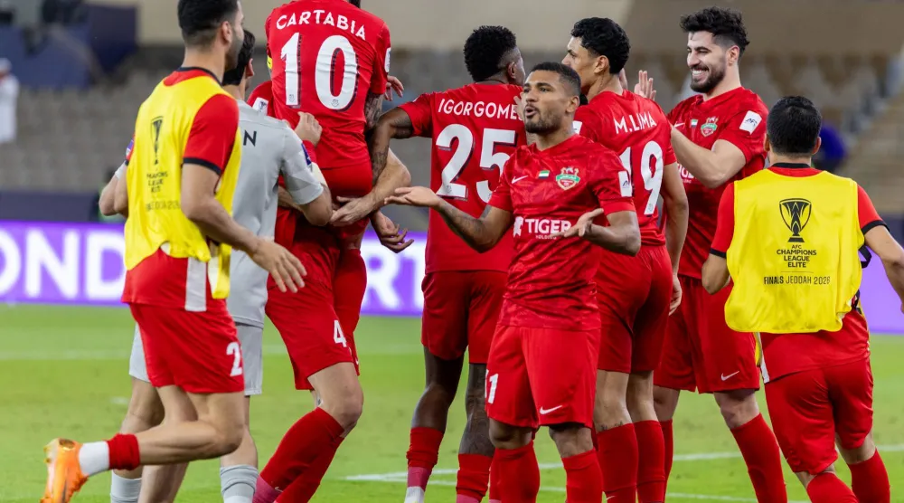 شباب الأهلي لمواصله الزحف نحو الحلم الكبير (موقع شباب الأهلي الإماراتي)