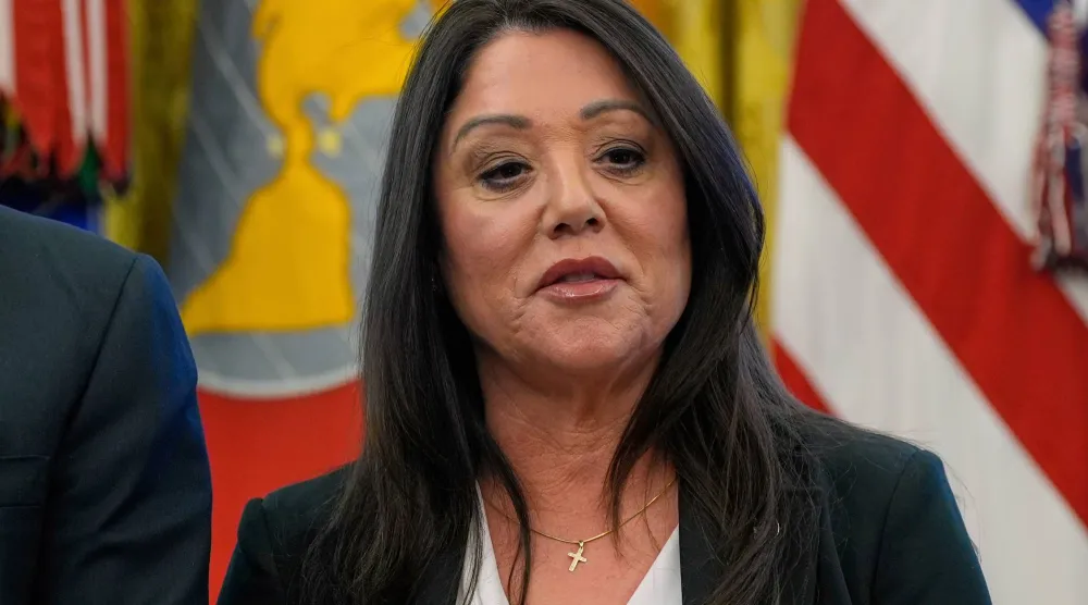 وزيرة العمل الأميركية المقالة لوري تشافيز - ديريمر (أ.ب)