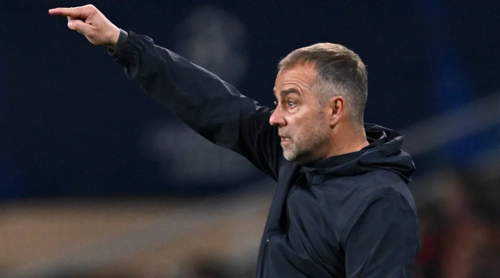 مدرب برشلونة هانزي فليك (د.ب.أ)