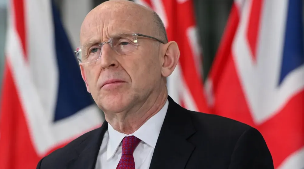 İngiltere Savunma Bakanı John Healey (DPA)