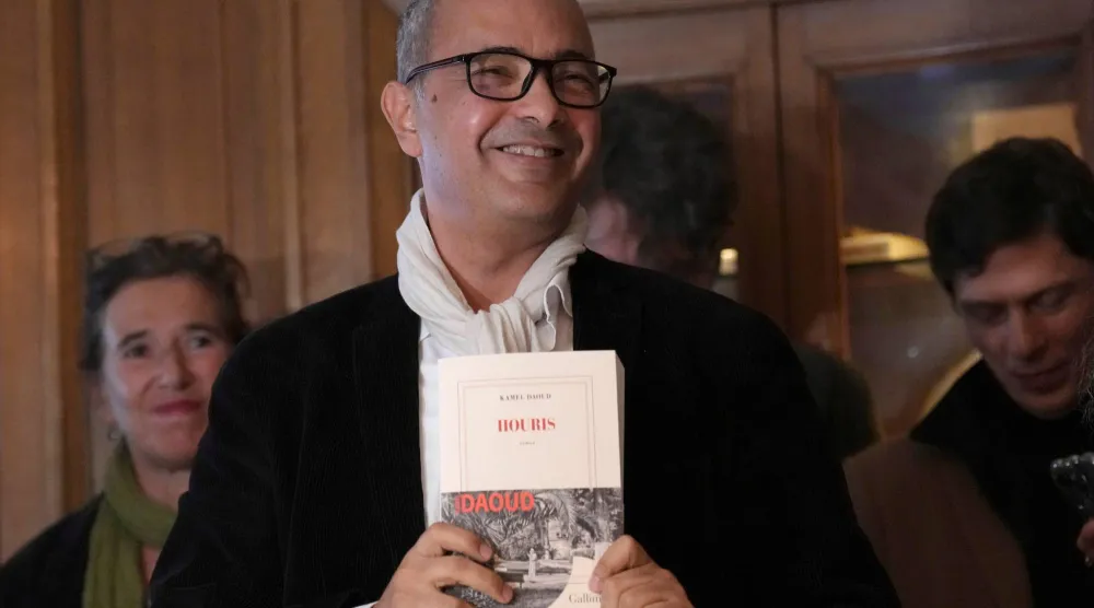 الكاتب كمال داود (أ.ب)