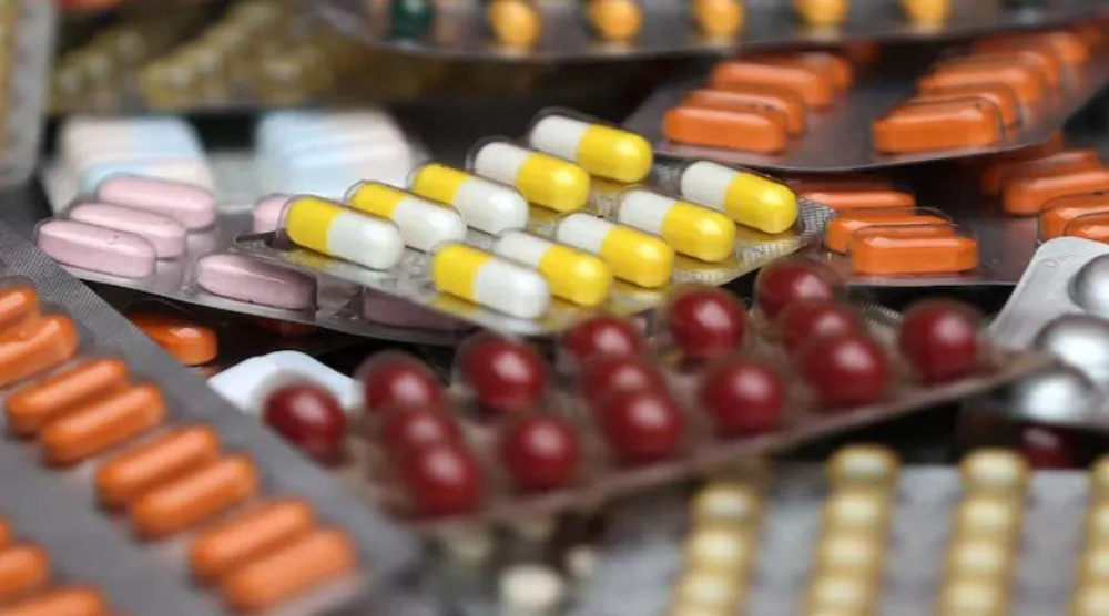 فيتامين «ك» ضروري لنقل الكالسيوم بعيداً عن القلب والأوعية الدموية إلى العظام (أرشيفية - رويترز)