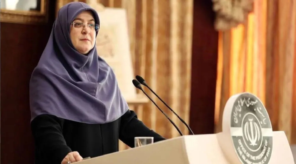 المتحدثة باسم الحكومة الإيرانية فاطمة مهاجراني (موقع جماران)