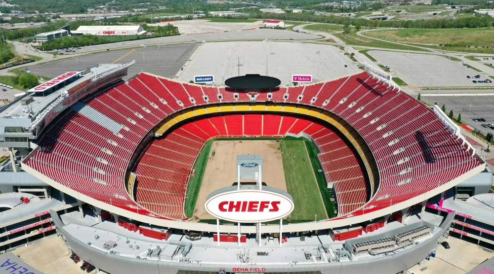 لقطة جوية تظر أحد ملاعب كأس العالم 2026 بعد اكتمال التجديدات (أ.ف.ب)