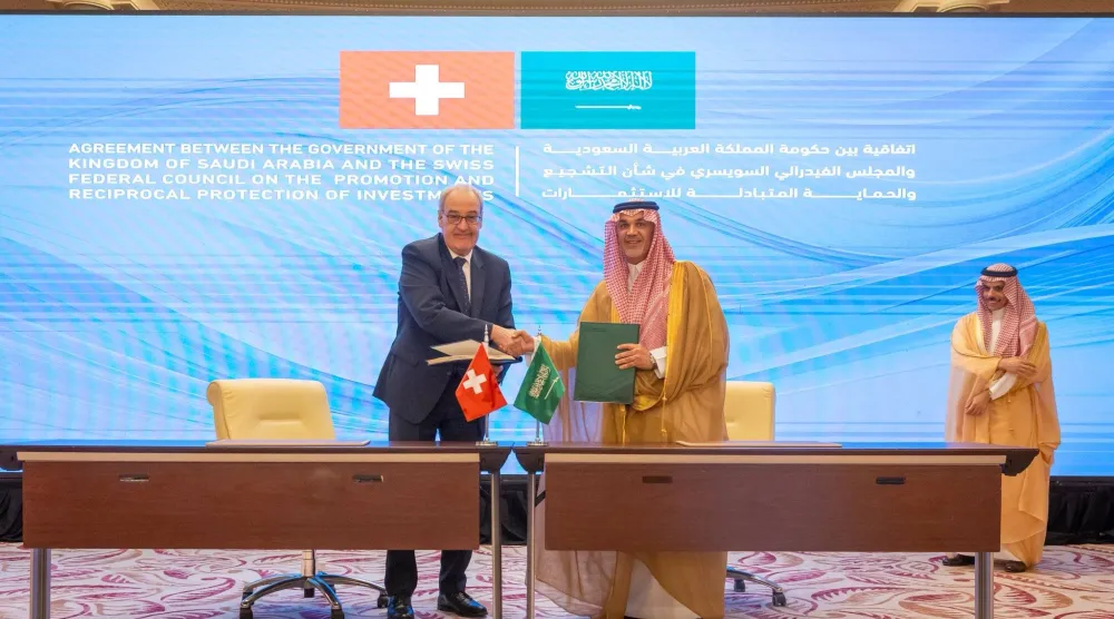 جانب من مراسم توقيع الاتفاقية بين السعودية وسويسرا في جدة الخميس (واس)