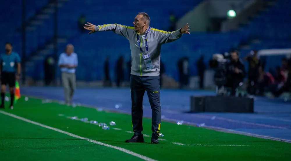 دونيس المدرب الجديد للمنتخب السعودي (تصوير: عيسى الدبيسي)