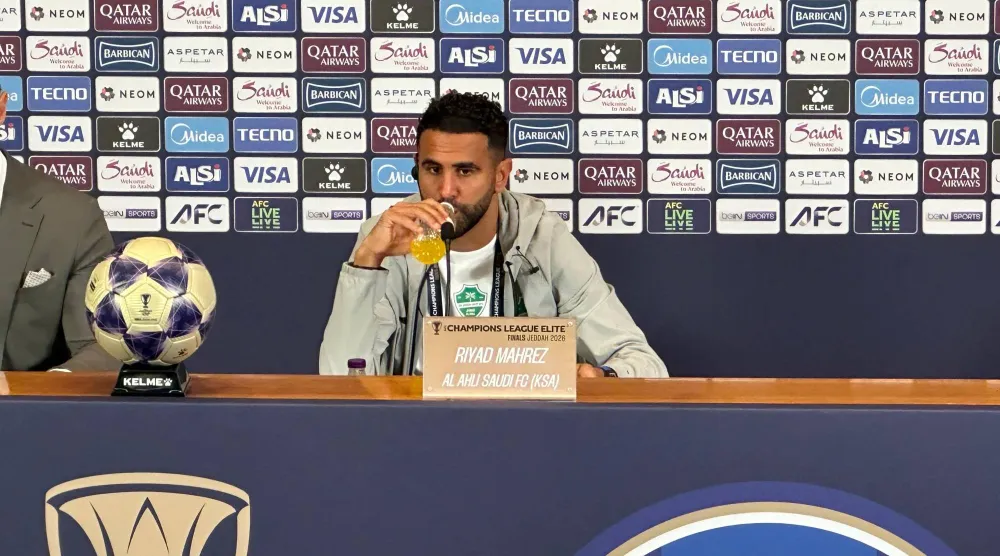 رياض محرز في حديثه بالمؤتمر الصحافي (الشرق الأوسط) 