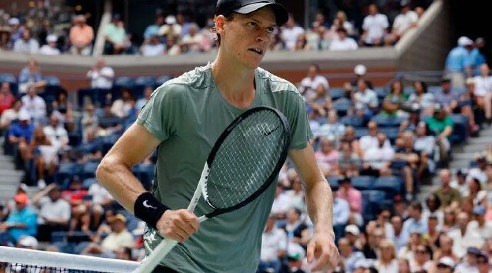 الأميركي أليكس ميكلسين يتألق في مدريد (رويترز)