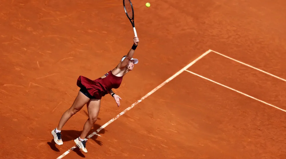 من منافسات دورة مدريد للتنس (رويترز)