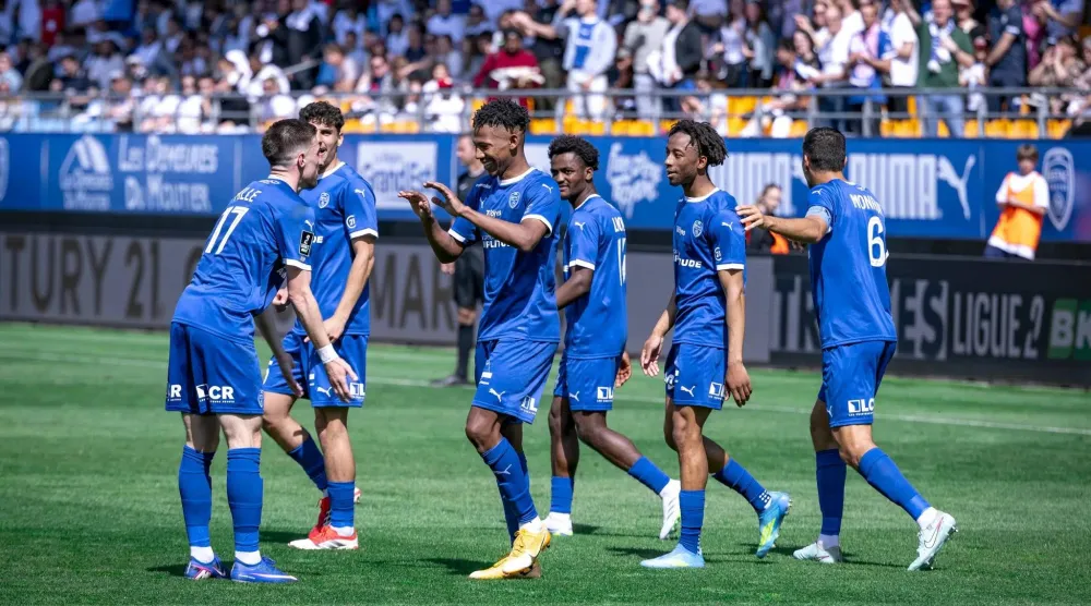 فريق تروا (موقع النادي)