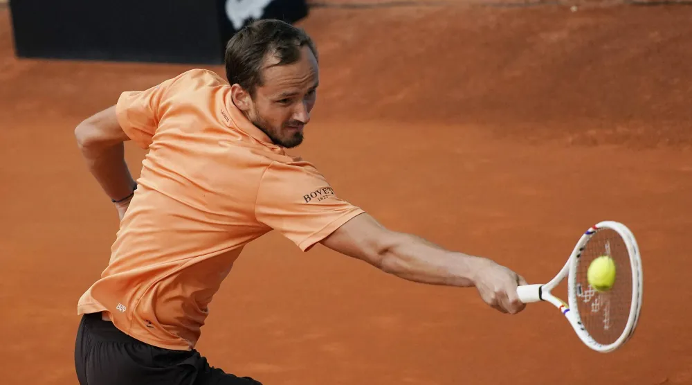 دانييل ميدفيديف (رويترز)