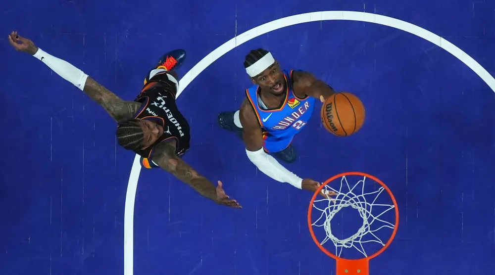 ثاندر يخطو بثبات وتمبروولفز يتجاوز عقبة الإصابات (أ.ب)