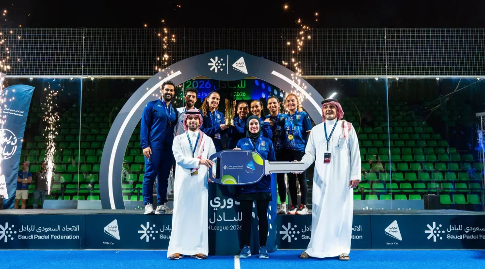 تُوّج فريق العُلا بلقب فئة السيدات في نهائيات دوري ذيب للبادل التي أُقيمت على ملاعب بادل رش (الاتحاد السعودي للبادل)