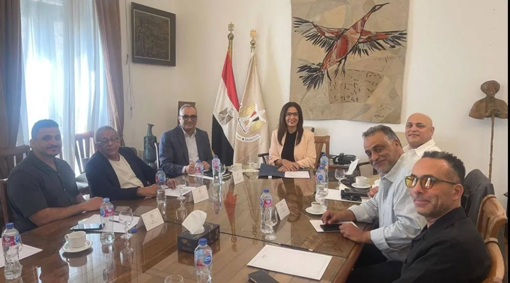جانب من اجتماع وزيرة الثقافة مع صناع السينما (وزارة الثقافة)
