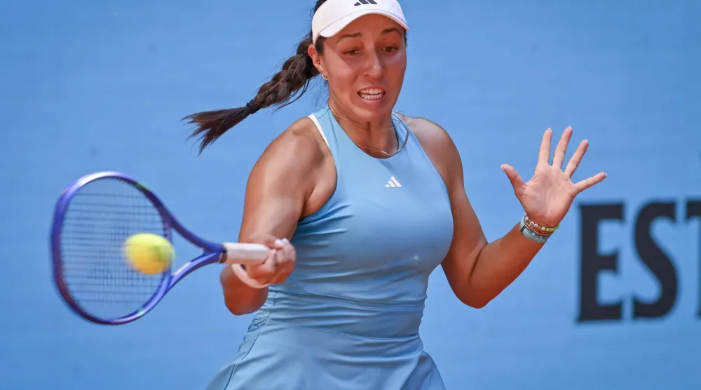 الأميركية جيسيكا بيغولا ودّعت دورة مدريد (د.ب.أ)