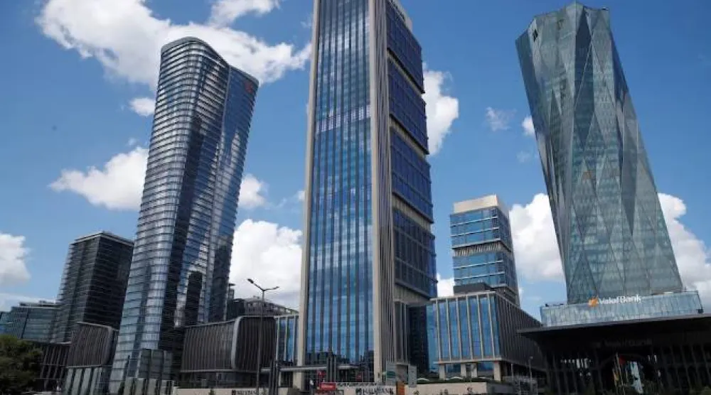 منظر عام لمركز إسطنبول المالي (رويترز)