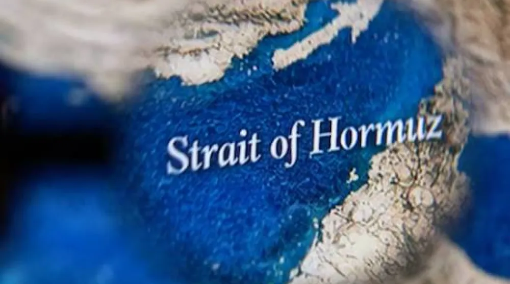 خريطة مضيق هرمز تظهر في هذا الرسم التوضيحي (رويترز)