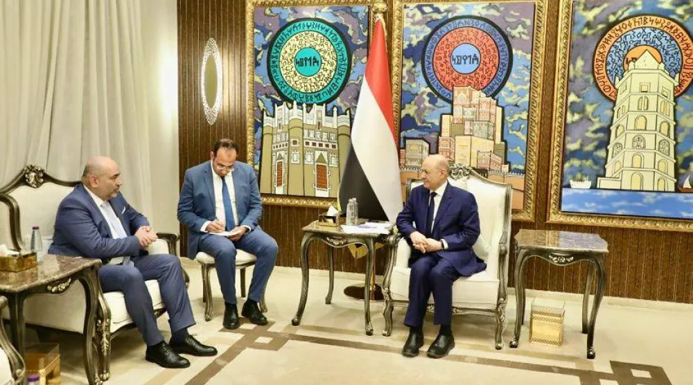 رئيس مجلس القيادة اليمني رشاد العليمي استقبل في الرياض نائب رئيس البرلمان الألماني (سبأ)