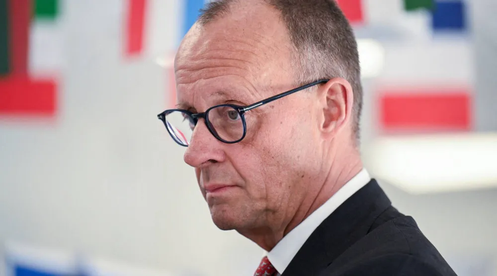 المستشار الألماني فريدريش ميرتس خلال فعالية في مارسبرغ يوم 27 أبريل 2026 (رويترز)