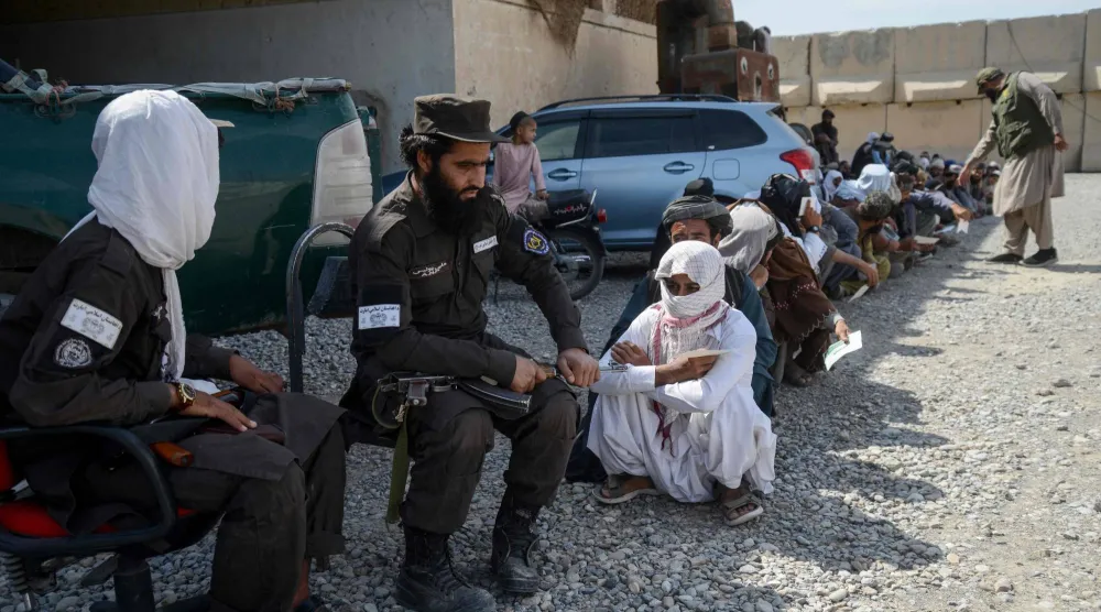 أفراد أمن تابعون لحركة طالبان في قندهار، أفغانستان 26 أبريل 2026 (أ.ف.ب)
